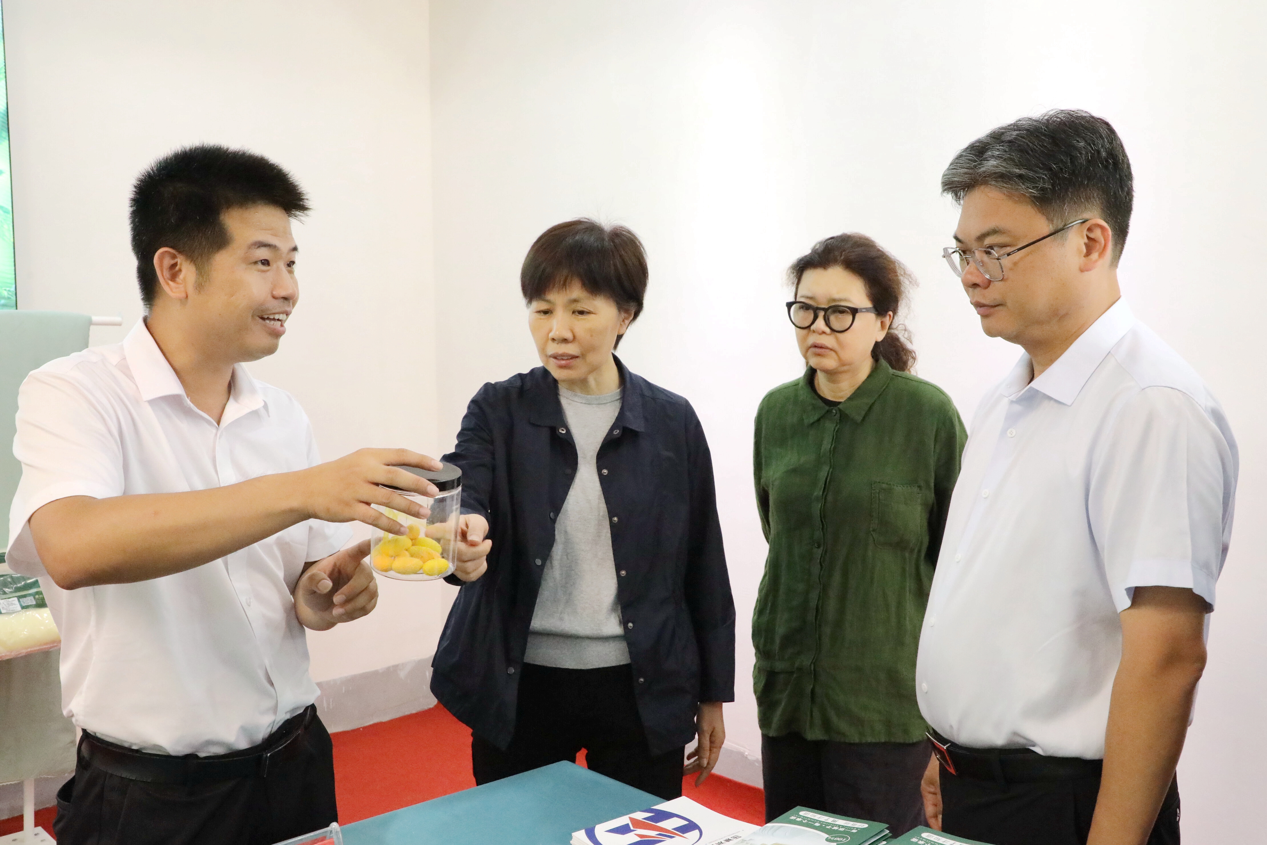 光4.JPG