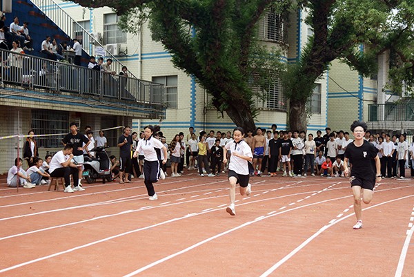 46a786871522440da4ccf8c26c82b33a.jpg