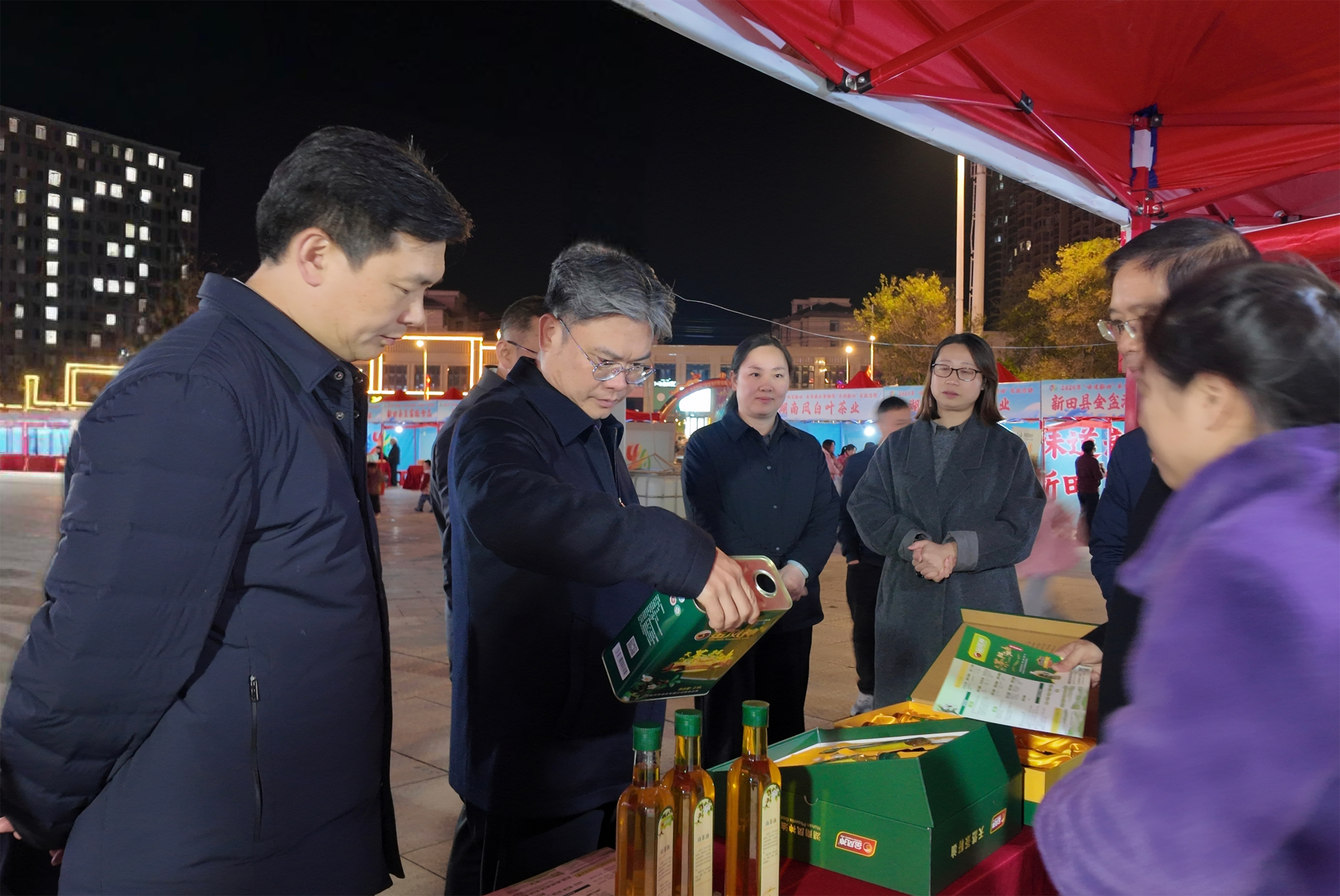 aabf2272c3e47d1090ce5398758d02db.jpg aabf2272c3e47d1090ce5398758d02db.jpg