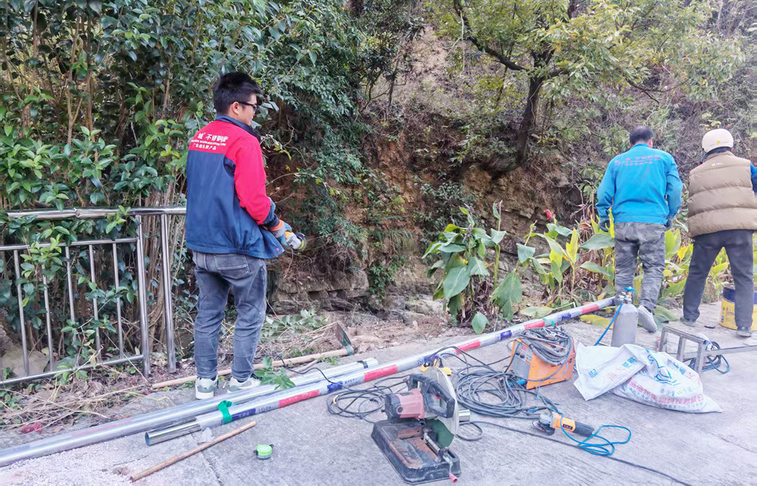 9fde4bdc1aa34ca2b377401904c5d4ed.jpg 9fde4bdc1aa34ca2b377401904c5d4ed.jpg