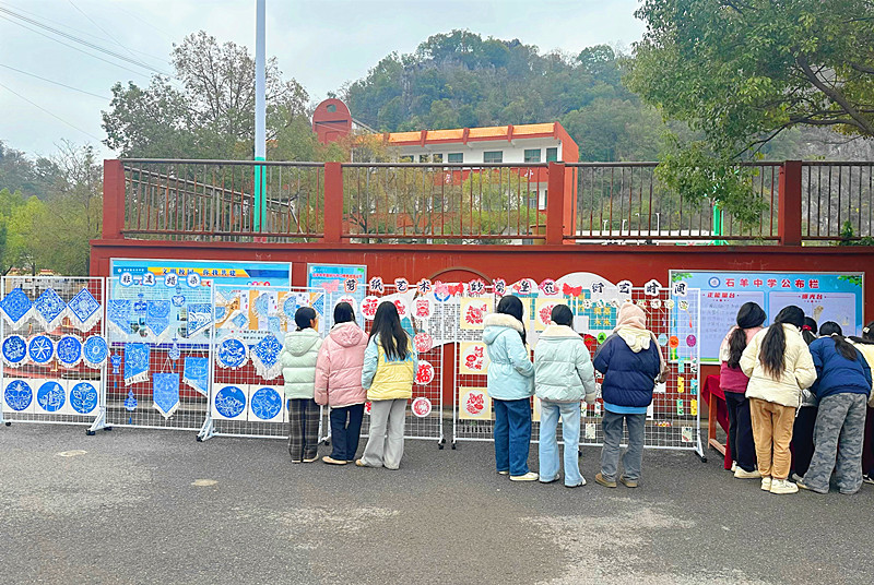 8ad671b18a7a41bd8832b0ef65e9b732.jpg 8ad671b18a7a41bd8832b0ef65e9b732.jpg