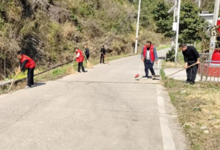 高岱源村：干群同心美家园