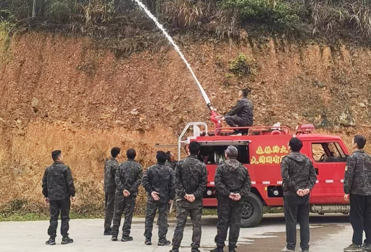 大湾国有林场开展春季森林防灭火技能演练