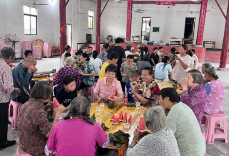 陶岭镇石塘村：粽香暖端午 夜话聚民心