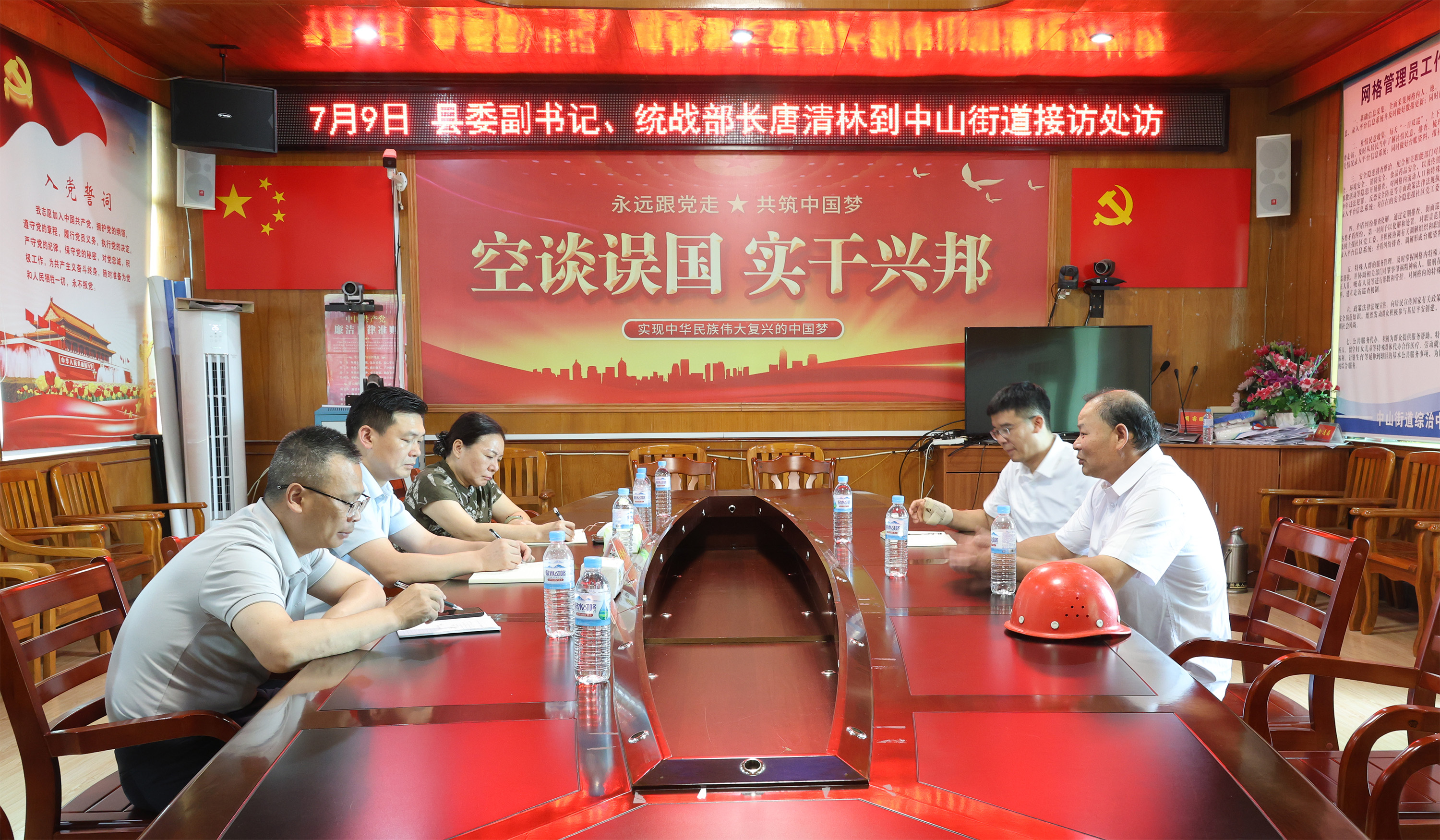 8T1A1955.jpg 8T1A1955.jpg