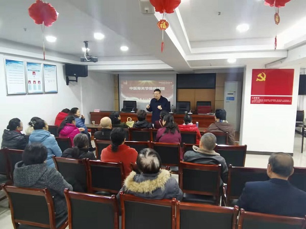 讲座现场.jpg 讲座现场.jpg