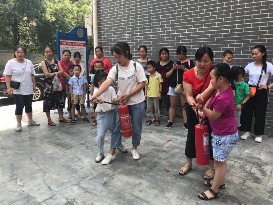 现场灭火演习.jpg