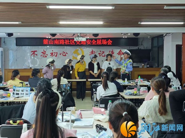 03a52ea525a2ffeefc2af16057d89d4f_副本.jpg 03a52ea525a2ffeefc2af16057d89d4f_副本.jpg
