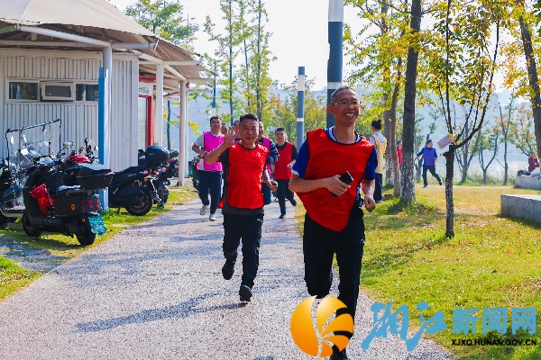 微信图片_20251029092727_副本.jpg 微信图片_20251029092727_副本.jpg