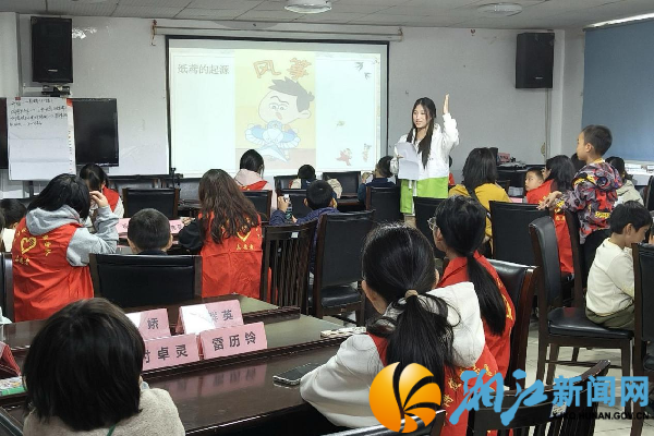 志愿者讲解纸鸢起源_副本.png 志愿者讲解纸鸢起源_副本.png