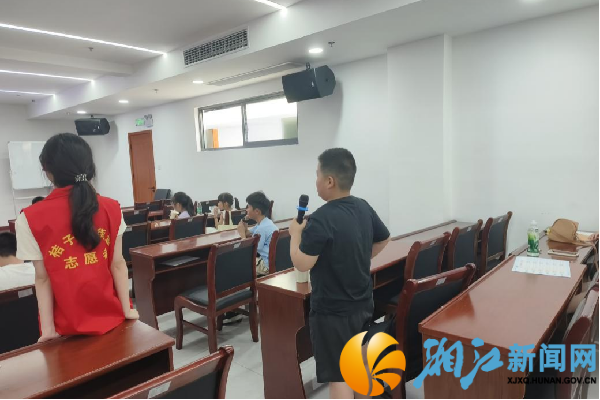 小朋友朗诵故事_副本.png