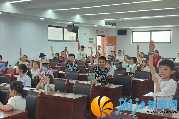 同学们积极参与互动回答_副本.png 同学们积极参与互动回答_副本.png