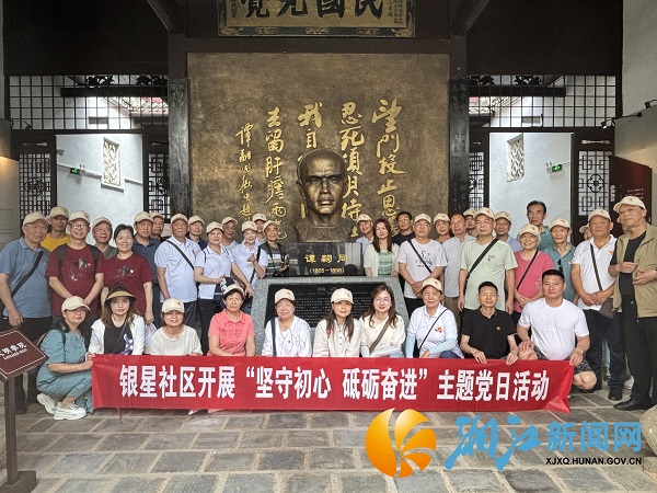 81e08f6bc1a49c9398b8b923a94a1ed_副本.jpg 81e08f6bc1a49c9398b8b923a94a1ed_副本.jpg