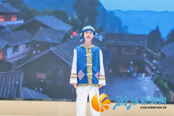 10图片1_副本.png 10图片1_副本.png