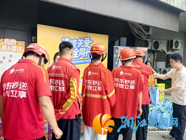 图片1_副本.png 图片1_副本.png