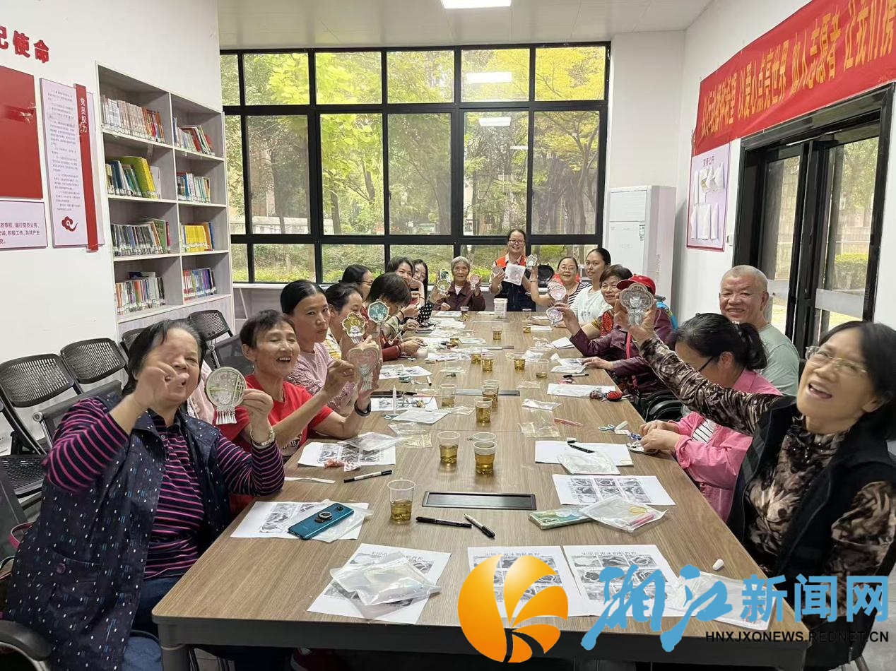 1022嘉欣民族团结_副本.png 1022嘉欣民族团结_副本.png
