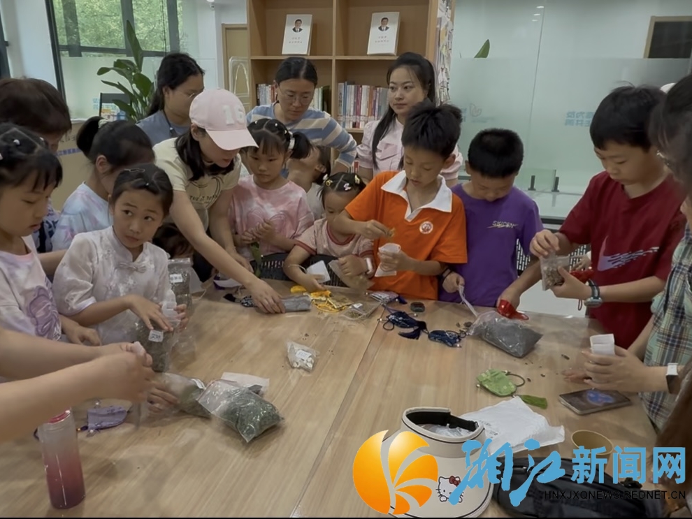 0530六一嘉欣_副本.jpg