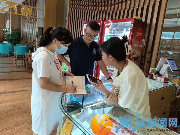 安全旅游,从“食”开始_副本.jpg 安全旅游,从“食”开始_副本.jpg