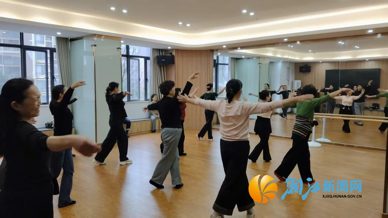 学府舞蹈培训1.png 学府舞蹈培训1.png