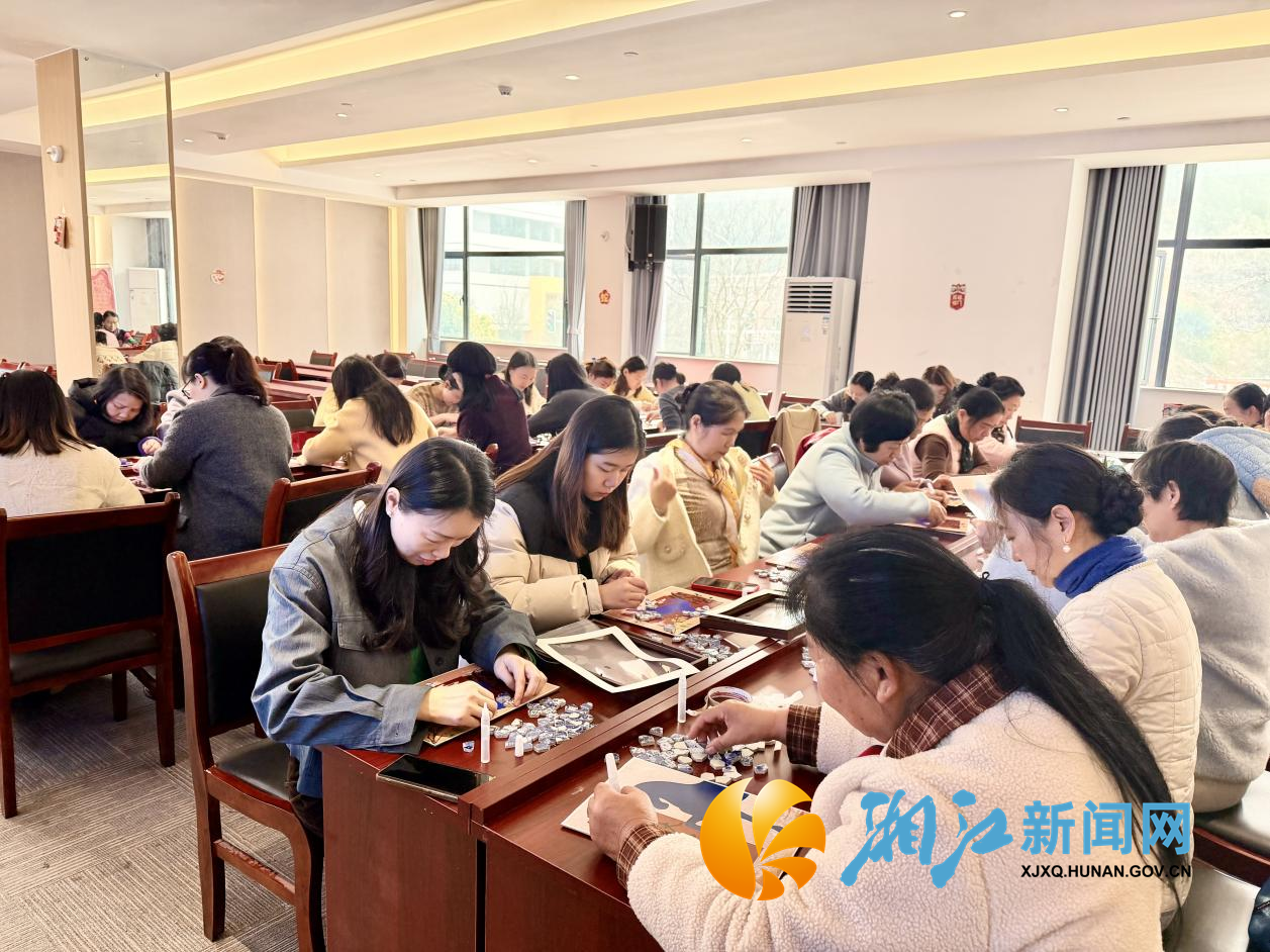 学峰妇女节1.png 学峰妇女节1.png