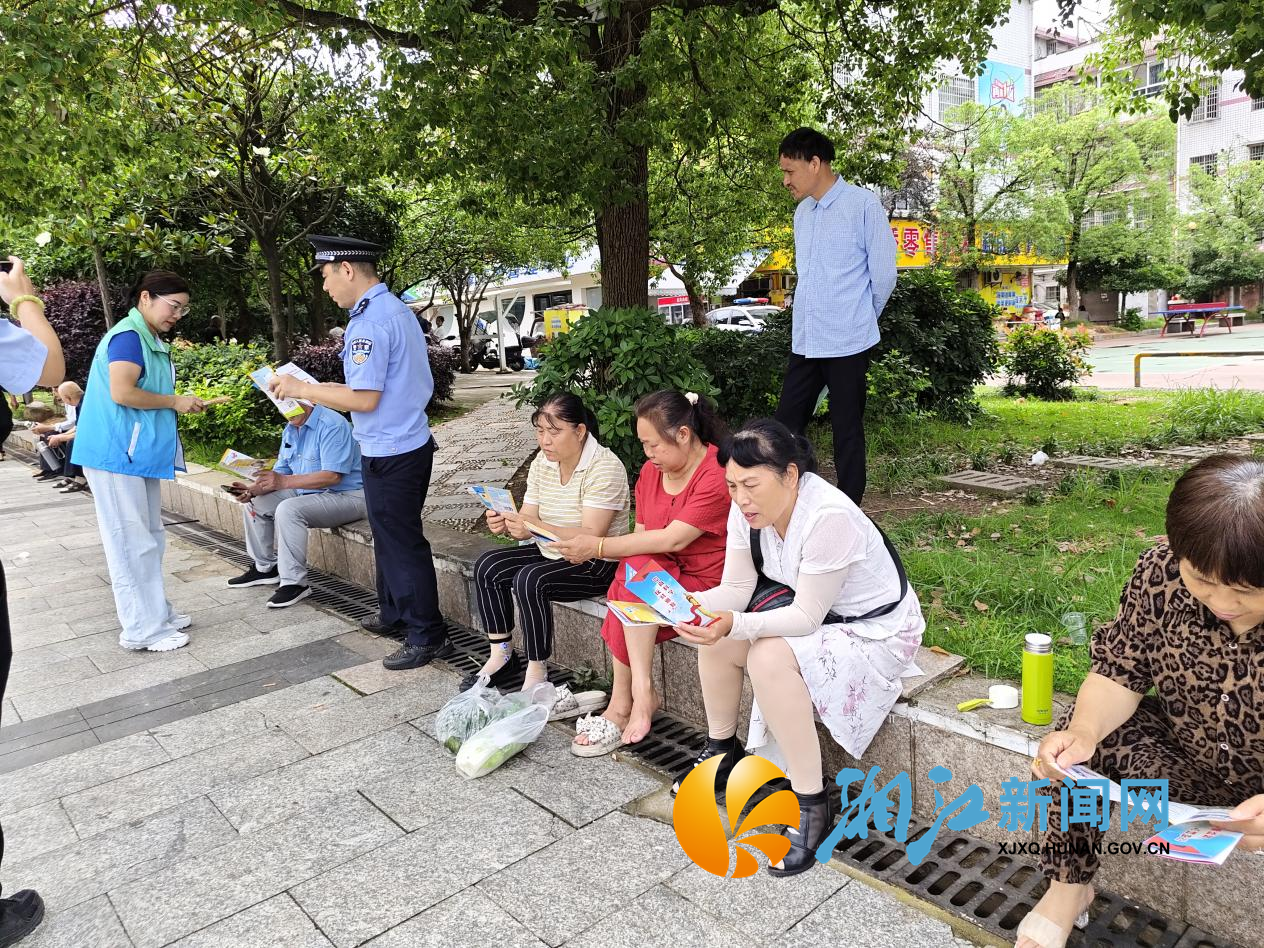 联丰村法制宣传2.png 联丰村法制宣传2.png