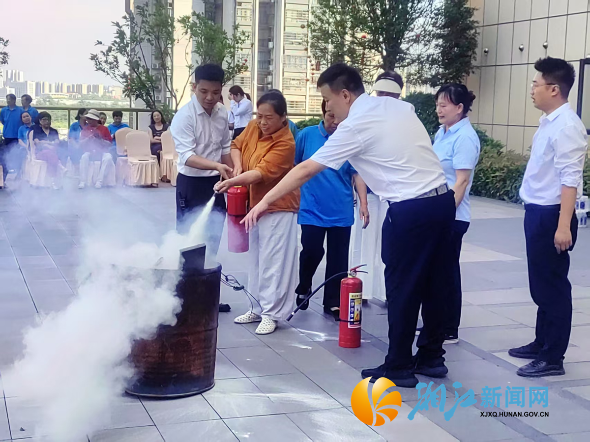 学府消防演练1.png 学府消防演练1.png