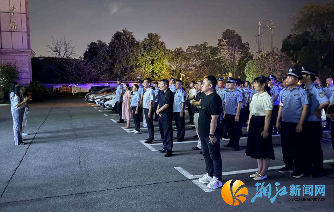 8.21新闻稿--夜间“亮剑”除隐患!学士街道开展消防安全1.png