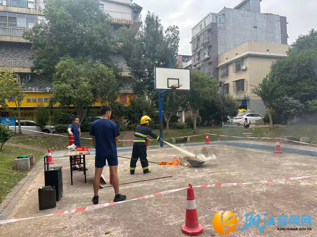 9.21新闻稿--实战练兵强技能,防患未然守平安 —— 学华村开展消防安全实操演练1.png