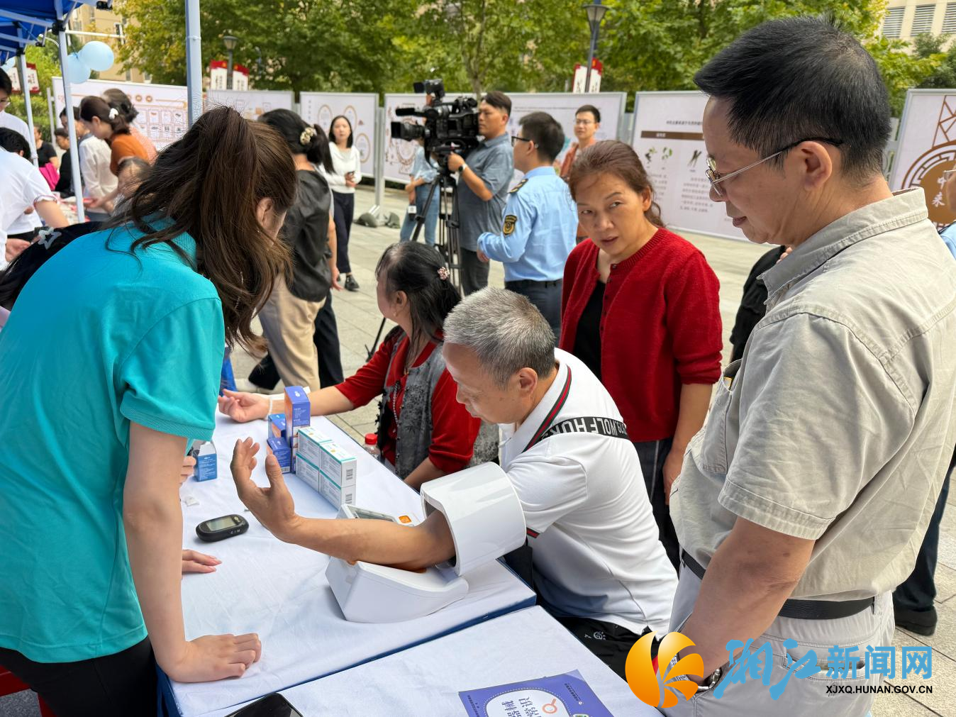 9.18新闻稿--党建引领科普惠民 守护群众用药安全2.png