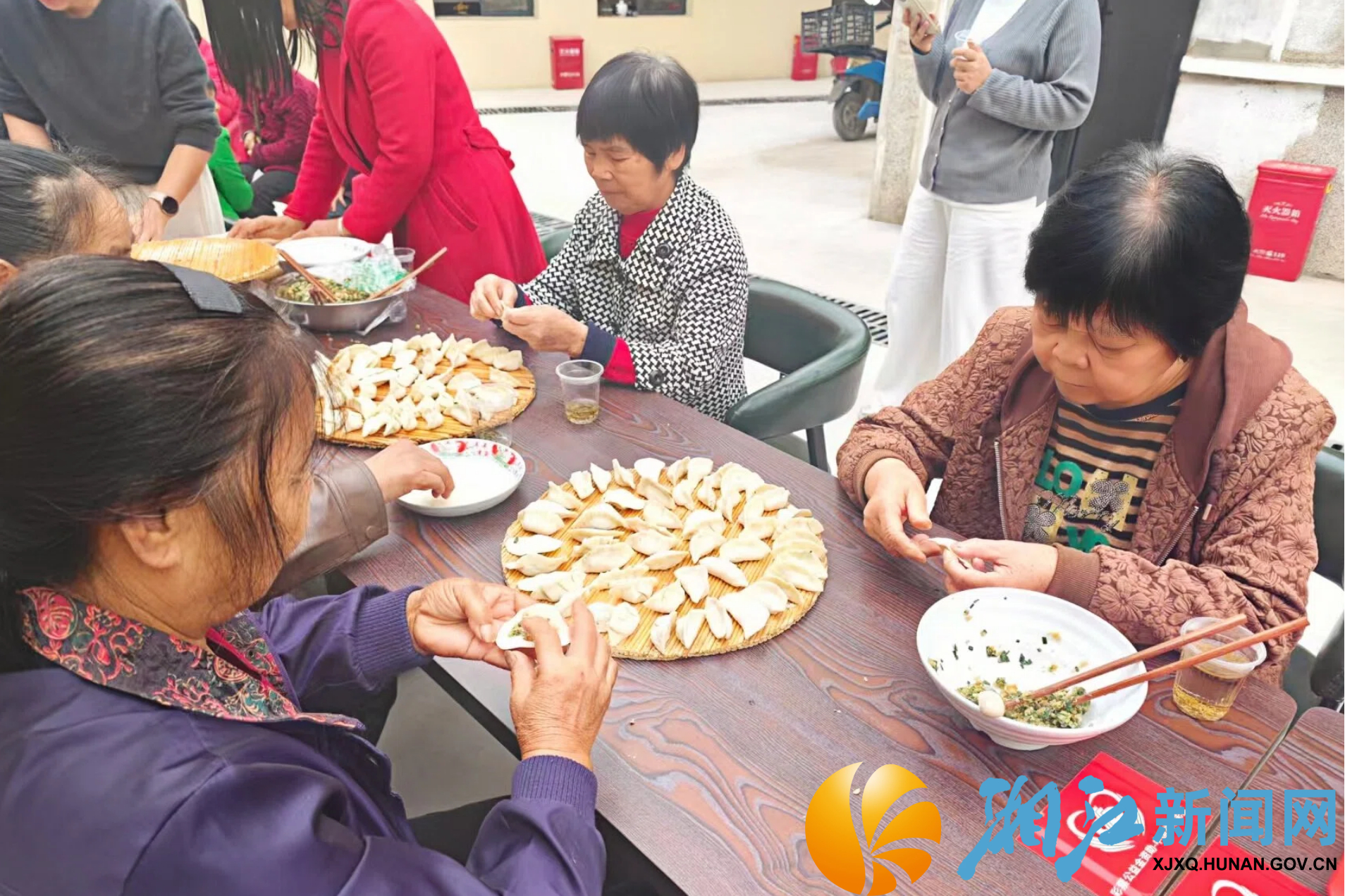 九丰村重阳节活动1.jpg 九丰村重阳节活动1.jpg