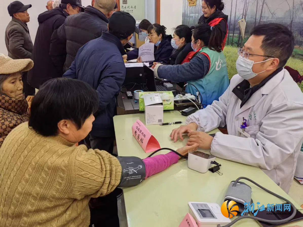 社区卫生服务中心雷锋月活动1.jpg