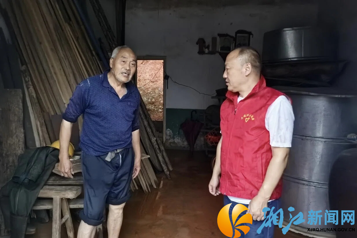 含浦街道汛后2.jpg