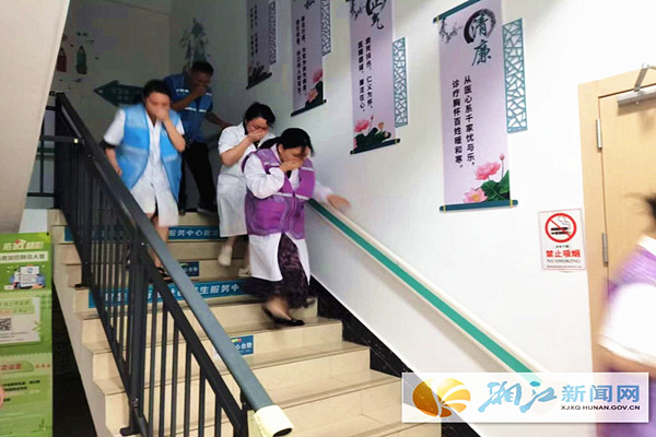 initpintu_副本.jpg