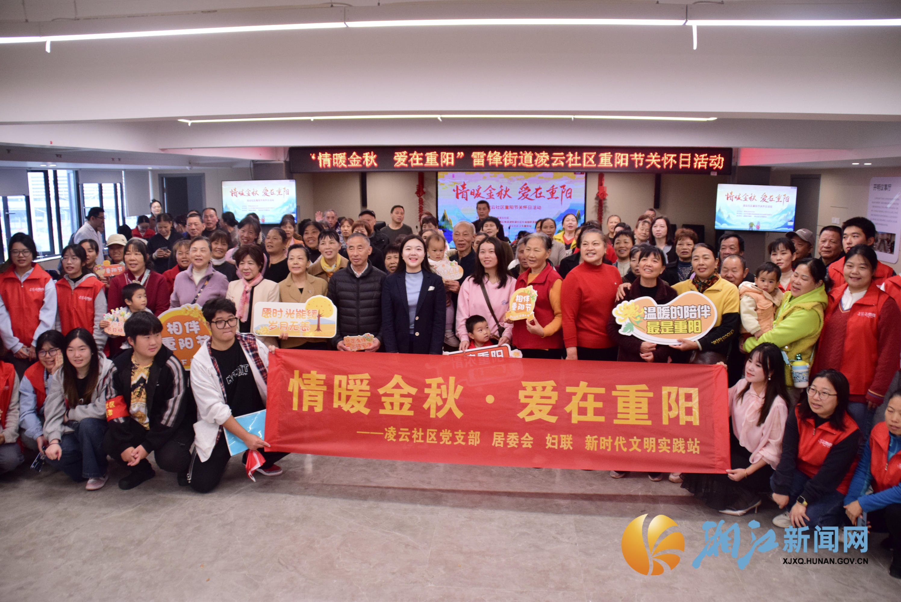 a1ce92f12d9fb83bbcb98aa120dda574.jpg a1ce92f12d9fb83bbcb98aa120dda574.jpg