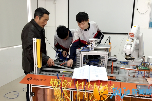 微信图片_20251226151026_14_2308.jpg 微信图片_20251226151026_14_2308.jpg