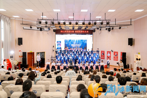 会场大景.jpg