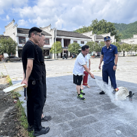 零陵消防“送课上门”筑牢周家大院安全防火墙