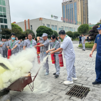 零陵消防深入制药厂开展消防安全培训与演练