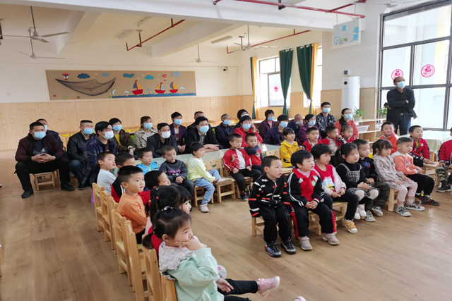幼儿园.png