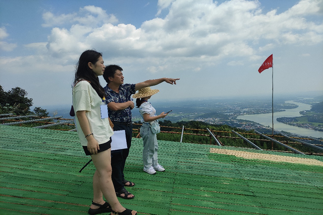 湘科院大学生投身参与乡村旅游发展规划