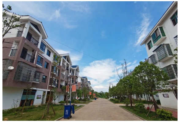 【易地扶贫搬迁】邮亭圩镇:让贫困户"安家,安业,安心"