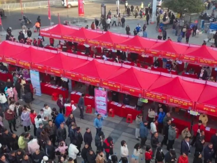 零陵：精准对接 破解用工就业“两难”