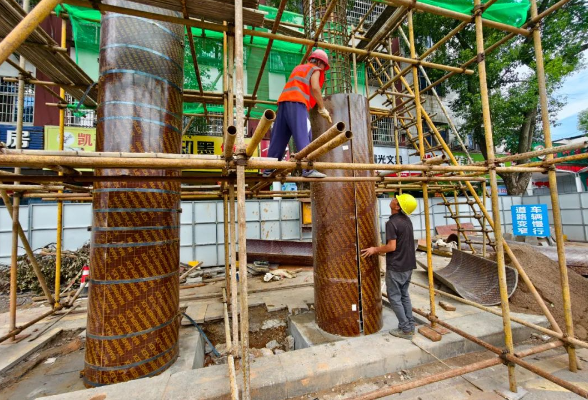 民生工程再提速！零陵区荷叶塘小学人行天桥预计今夏投用