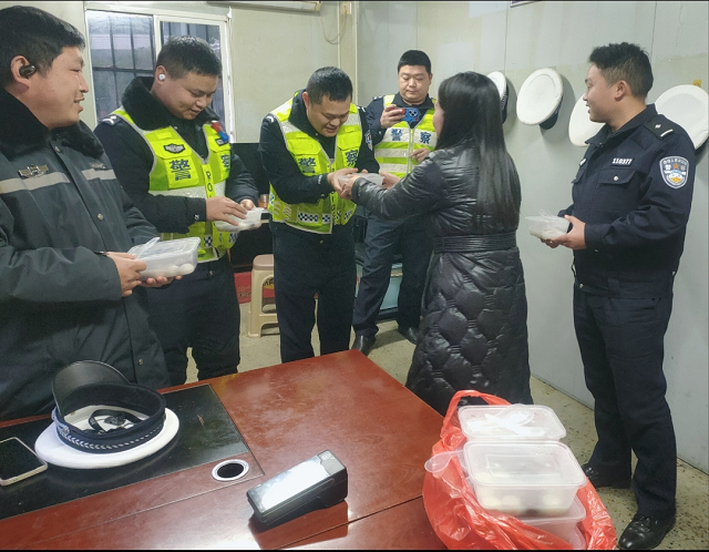 图片4.png 图片4.png