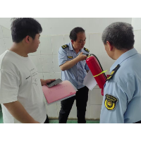 织密校园安全网，守护师生平安行