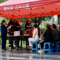 守护高层安全!零陵消防联合小区物业开展消防演练暨宣传活动