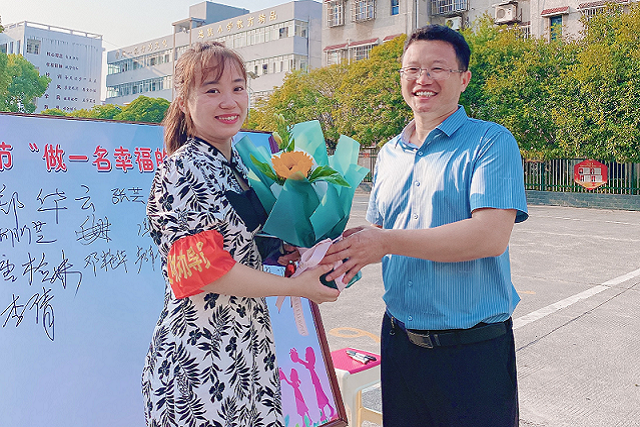 图片2.png 图片2.png