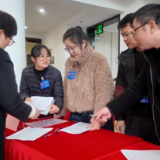 【聚焦两会】传递民声，共商发展：零陵区人大代表正式报到