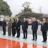 赵立平、龙亮率队走访慰问驻区部队和一线岗位职工