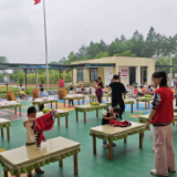 巧手自理 快乐成长——富家桥镇中心幼儿园举办2026年春季幼儿自理能力比赛